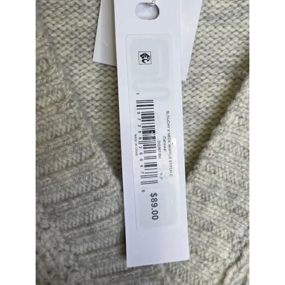 Steve Madden Knit button Cardigan MEDIUM (899) - Picture 10 of 10